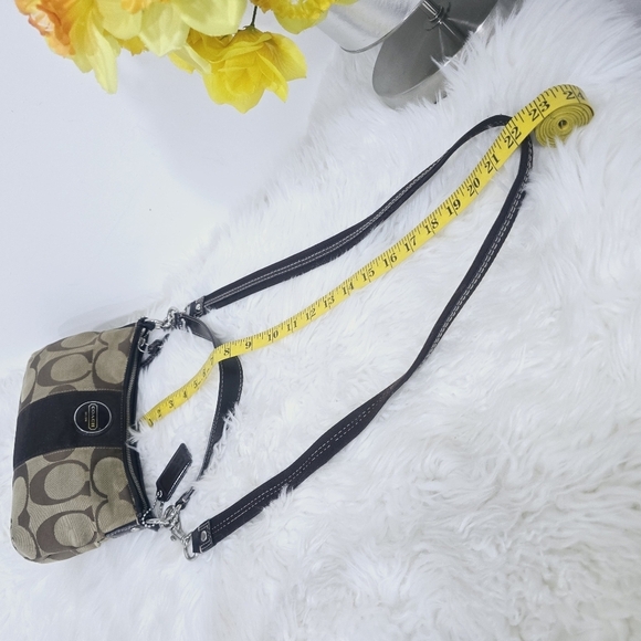 Coach signature hand or shoulder bag tan and brown - Picture 5 of 9